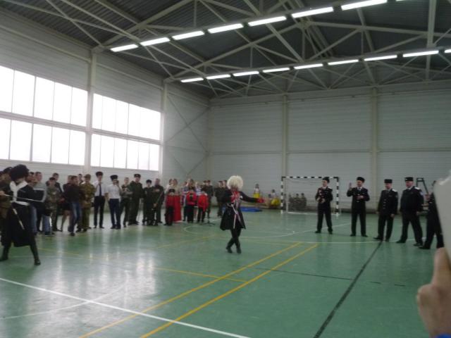 photo 1517917512